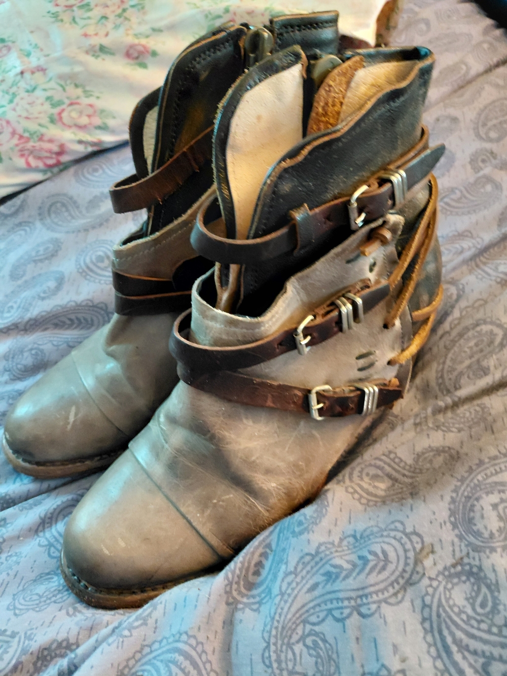 Free Bird Crue Sz 9 Boots Awesome - Picture 2 of 5